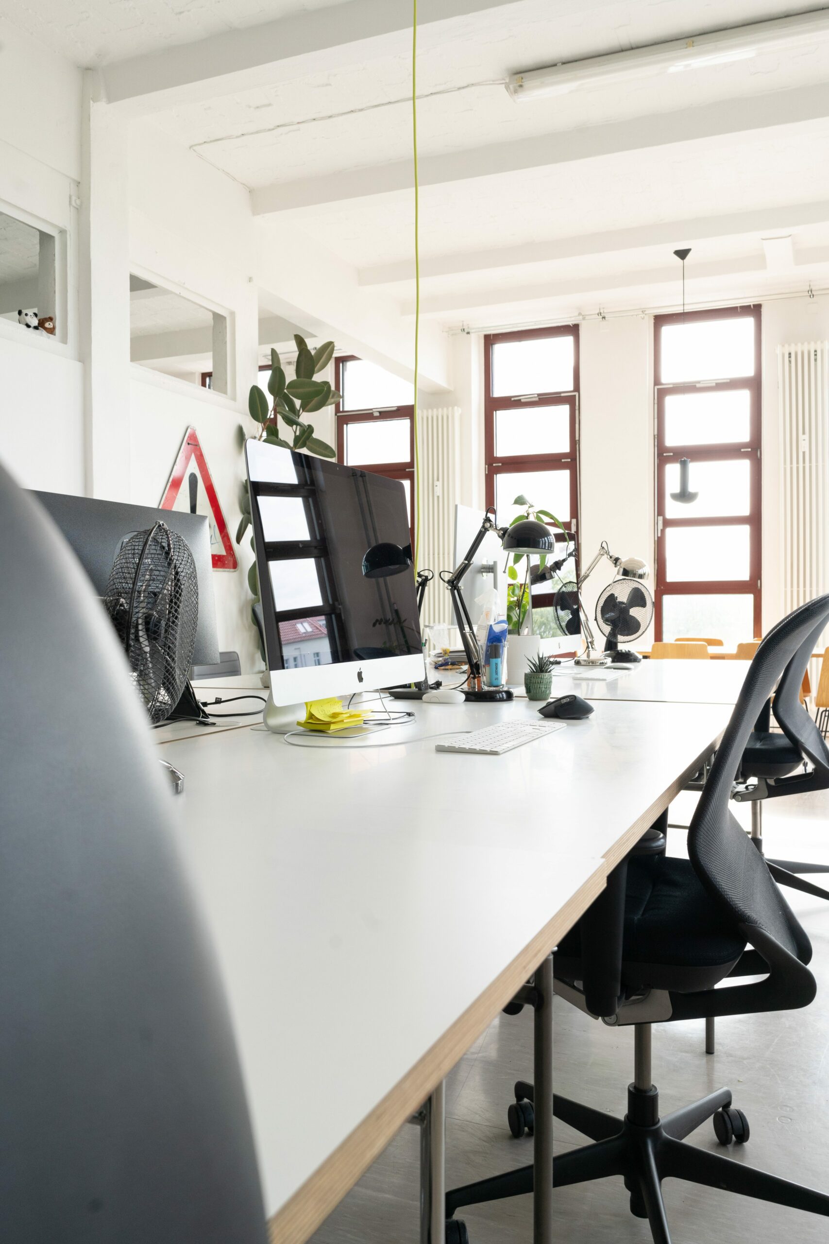 Monospace Büro Innenraum Design Foto